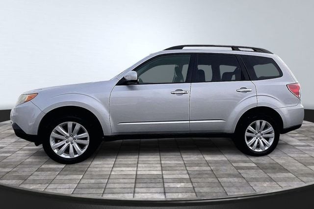 2011 Subaru Forester 4dr Automatic 2.5X Limited w/Navigation System - 22972725 - 3