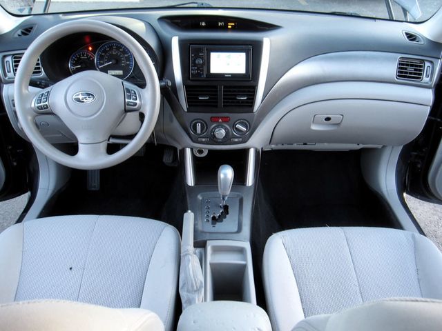 2011 Subaru Forester 4dr Automatic 2.5X Premium w/All-W Pkg & TomTom Nv PZEV - 22418517 - 15