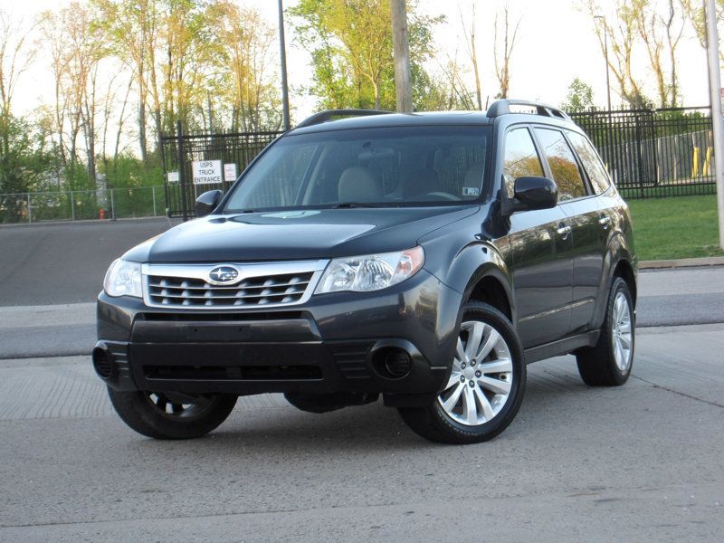 2011 Subaru Forester 4dr Automatic 2.5X Premium w/All-W Pkg & TomTom Nv PZEV - 22418517 - 2