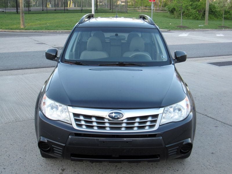 2011 Subaru Forester 4dr Automatic 2.5X Premium w/All-W Pkg & TomTom Nv PZEV - 22418517 - 4