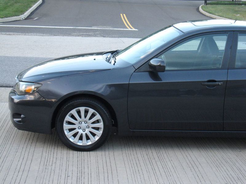 2011 Subaru Impreza 2.5i Premium photo 10