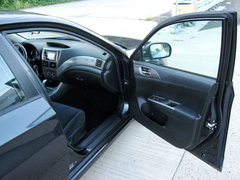 2011 Subaru Impreza 2.5i Premium photo 21