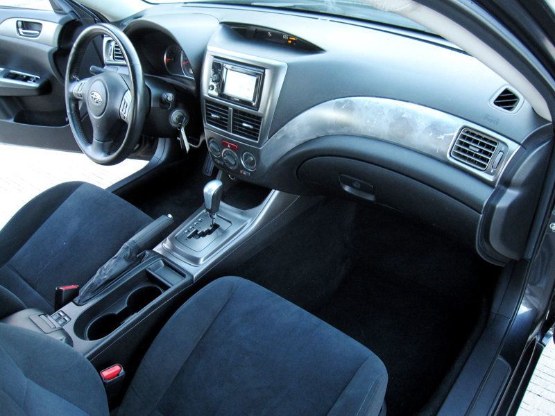 2011 Subaru Impreza 2.5i Premium photo 23