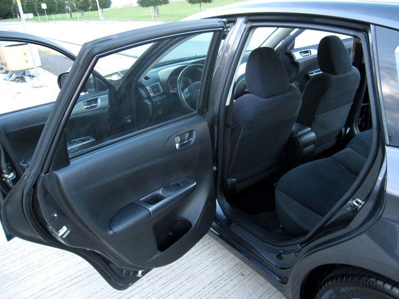 2011 Subaru Impreza 2.5i Premium photo 27