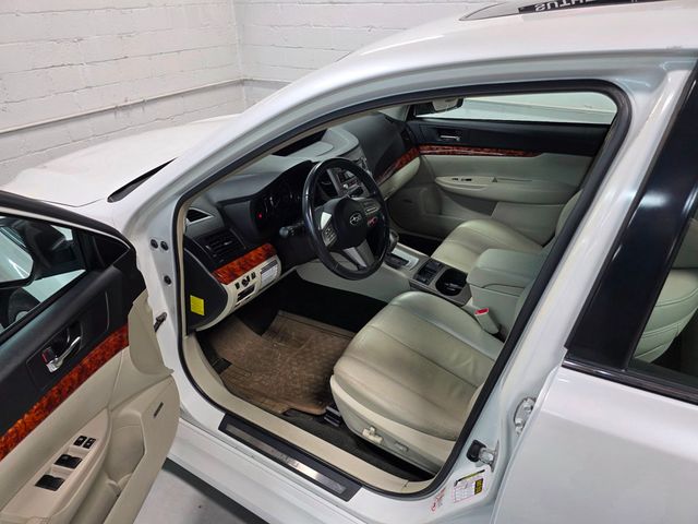 2011 Subaru Legacy 4dr Sedan H4 Automatic 2.5i Ltd Pwr Moon - 22994131 - 12