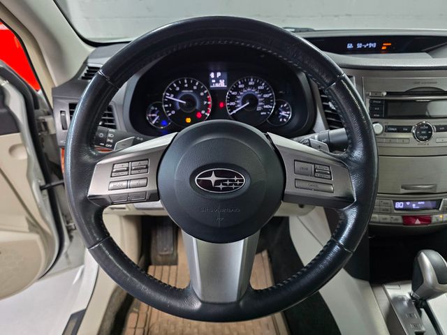 2011 Subaru Legacy 4dr Sedan H4 Automatic 2.5i Ltd Pwr Moon - 22994131 - 15