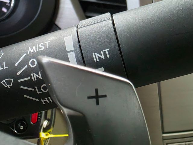 2011 Subaru Legacy 4dr Sedan H4 Automatic 2.5i Ltd Pwr Moon - 22994131 - 18