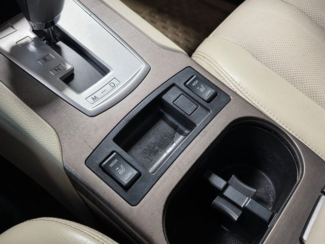 2011 Subaru Legacy 4dr Sedan H4 Automatic 2.5i Ltd Pwr Moon - 22994131 - 23