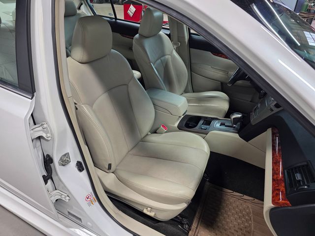 2011 Subaru Legacy 4dr Sedan H4 Automatic 2.5i Ltd Pwr Moon - 22994131 - 25