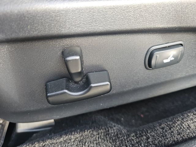 2011 Subaru Legacy 4dr Sedan H6 Automatic 3.6R Prem - 22997546 - 16