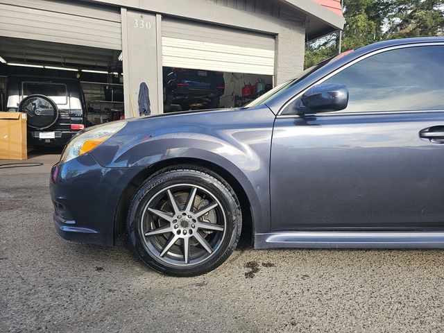 2011 Subaru Legacy 4dr Sedan H6 Automatic 3.6R Prem - 22997546 - 25
