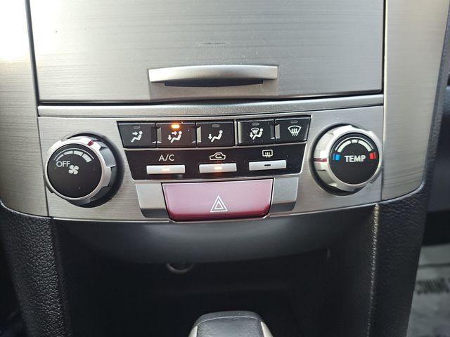 2011 Subaru Legacy 4dr Sedan H6 Automatic 3.6R Prem - 22997546 - 27