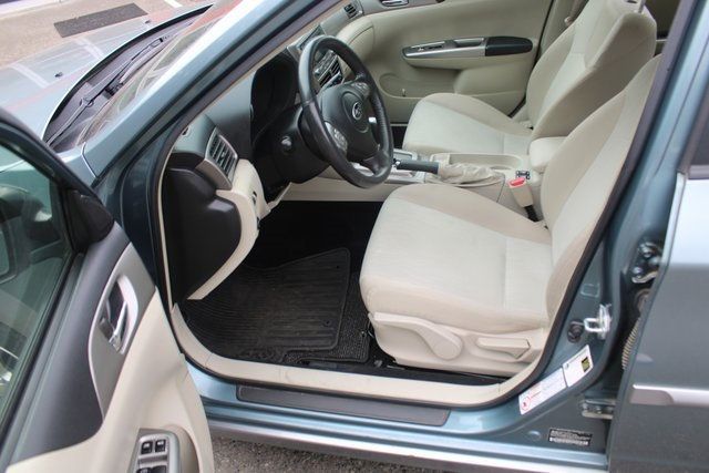 2011 Subaru Outback 2.5i photo 10