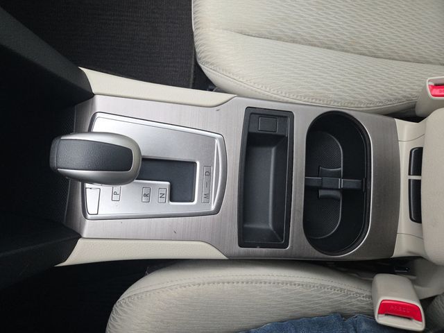 2011 Subaru Outback 4dr Wagon H4 Automatic 2.5i - 22929444 - 14