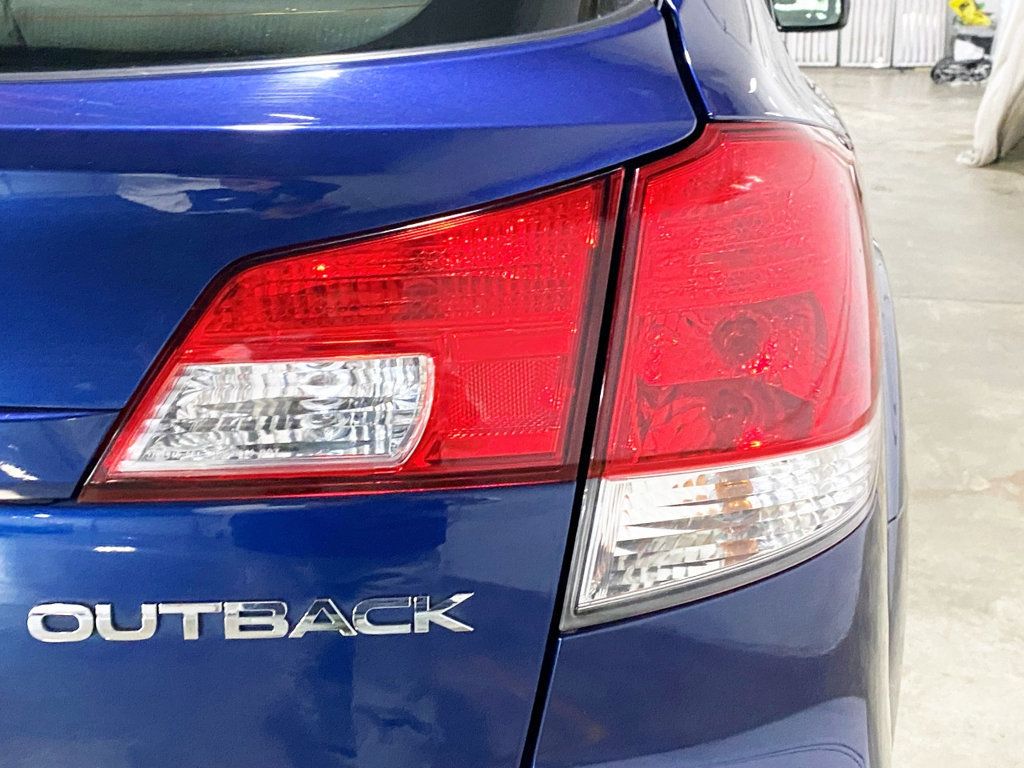 2011 Subaru Outback 4dr Wagon H4 Automatic 2.5i - 22381197 - 18