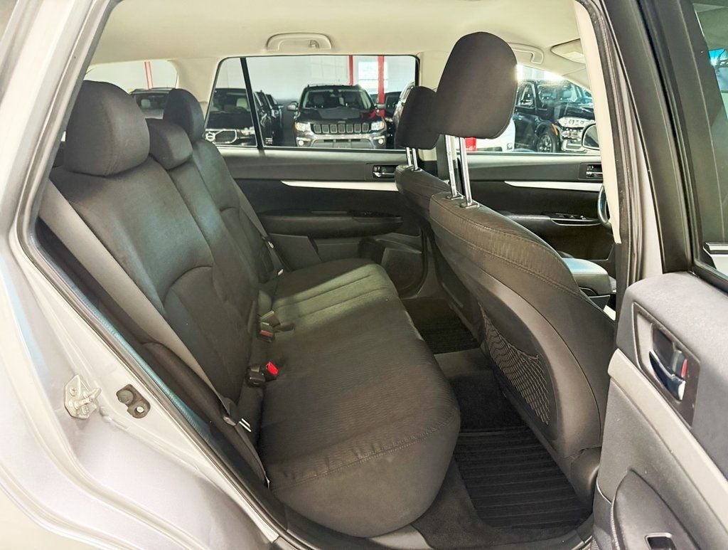 2011 Subaru Outback 4dr Wagon H4 Automatic 2.5i Prem AWP - 22923631 - 29