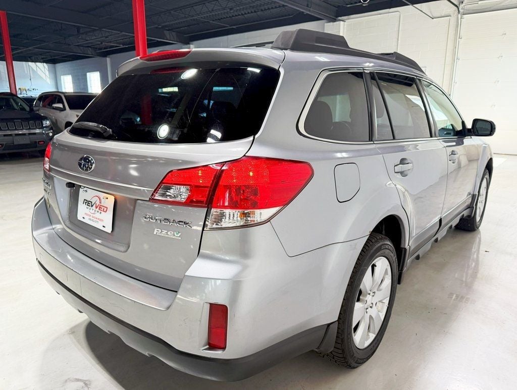 2011 Subaru Outback 4dr Wagon H4 Automatic 2.5i Prem AWP - 22923631 - 6
