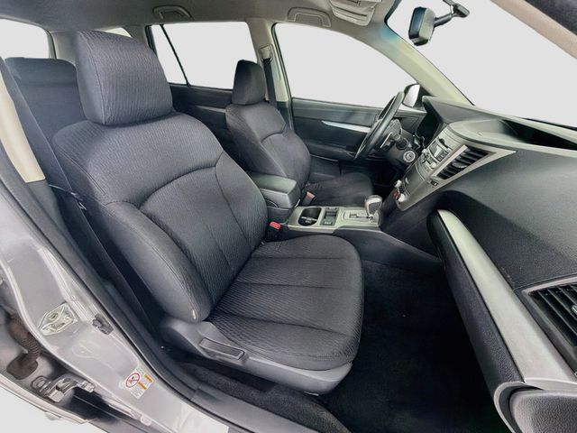 2011 Subaru Outback 4dr Wagon H4 Automatic 2.5i Prem AWP - 23082302 - 24