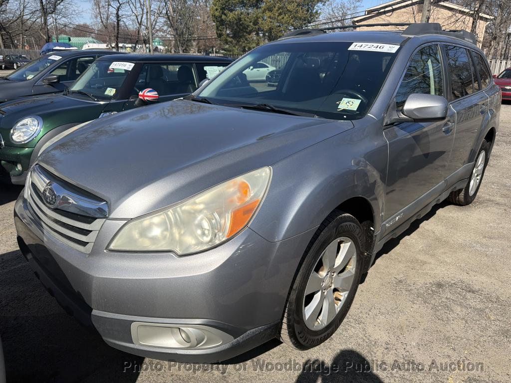 2011 Subaru Outback 4dr Wagon H4 Automatic 2.5i Prem AWP/Pwr Moon - 22999343 | Video 1