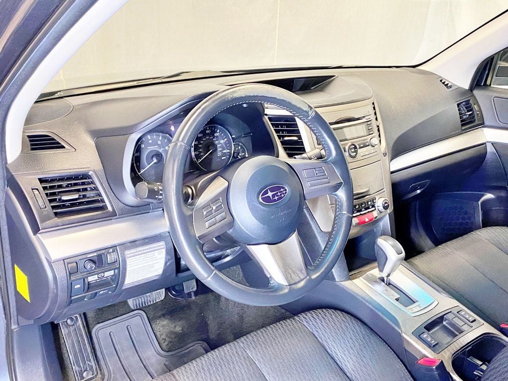 2011 Subaru Outback 4dr Wagon H4 Automatic 2.5i Prem AWP/Pwr Moon - 23025892 - 19