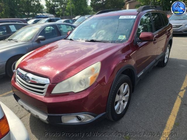 2011 Subaru Outback 3.6R Limited AT's photo