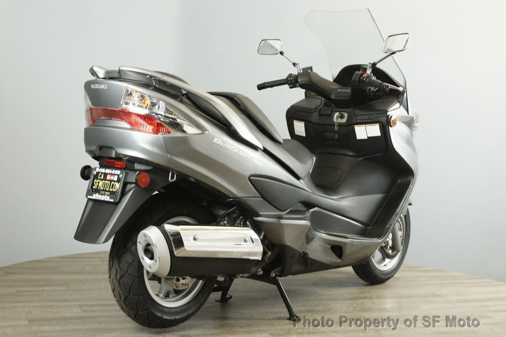 2011 Suzuki BURGMAN 400 ABS Less than 1000 miles! - 22536483 - 32