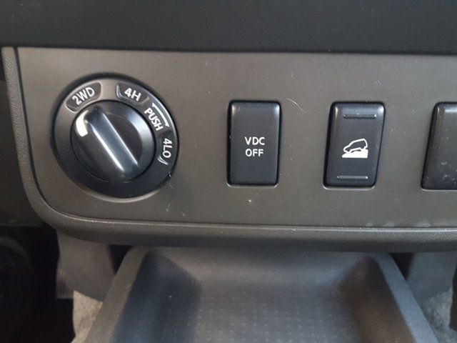 2011 Suzuki Equator 4WD Crew Cab V6 Automatic Sport Long Bed - 18237844 - 18