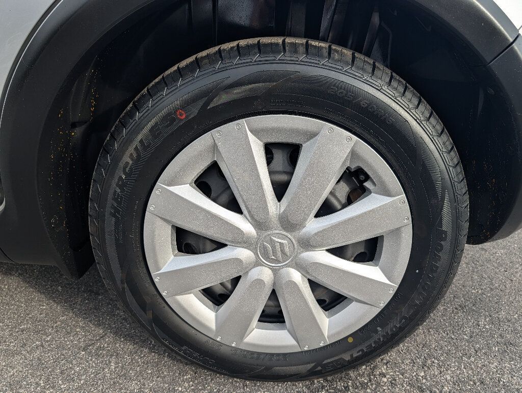 2011 Suzuki SX4 All Wheel Drive Fuel Sipper - 22969111 - 13