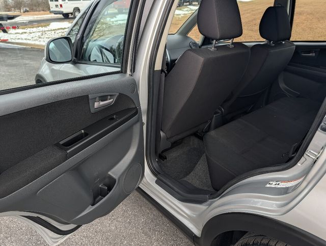 2011 Suzuki SX4 All Wheel Drive Fuel Sipper - 22969111 - 23