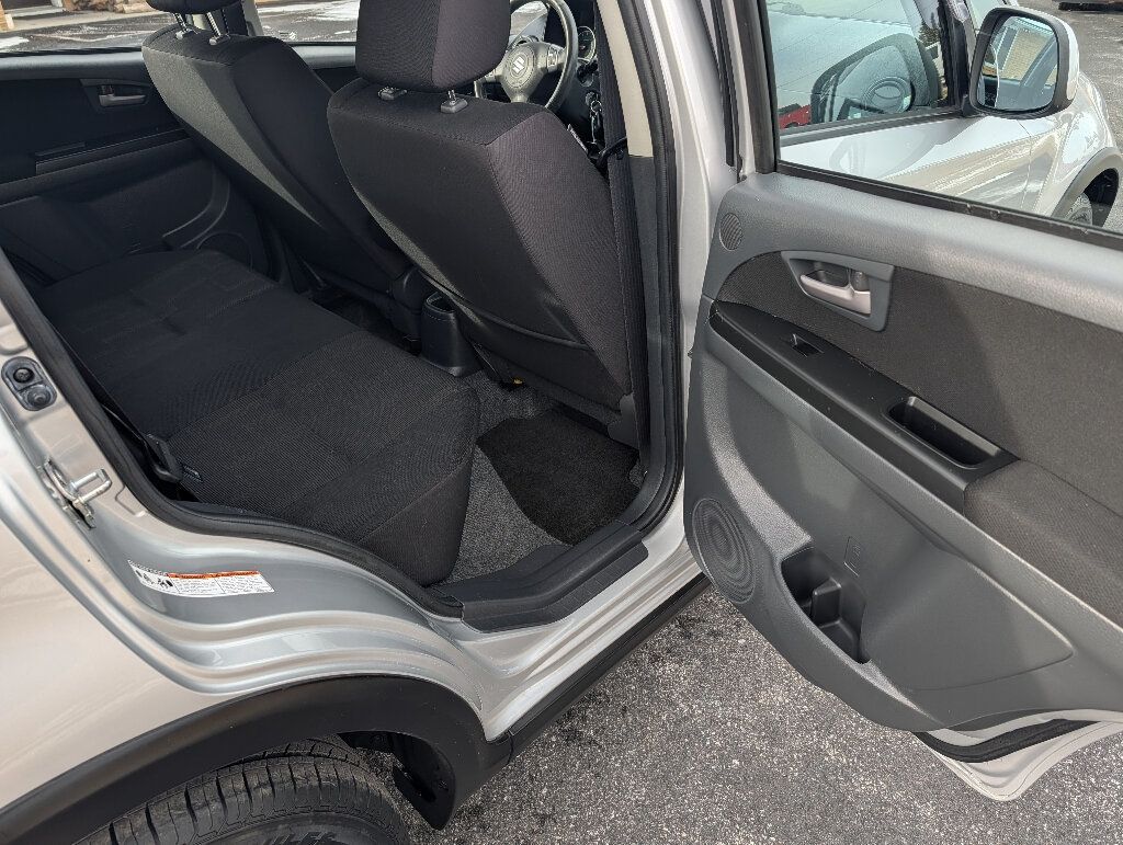 2011 Suzuki SX4 All Wheel Drive Fuel Sipper - 22969111 - 27