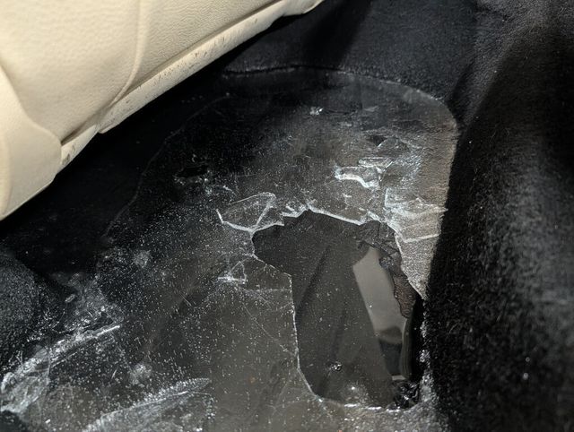 2011 Suzuki SX4 All Wheel Drive Fuel Sipper - 22969111 - 32