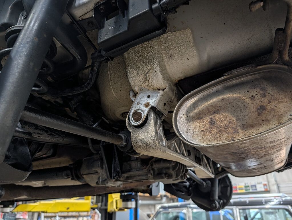 2011 Suzuki SX4 All Wheel Drive Fuel Sipper - 22969111 - 37