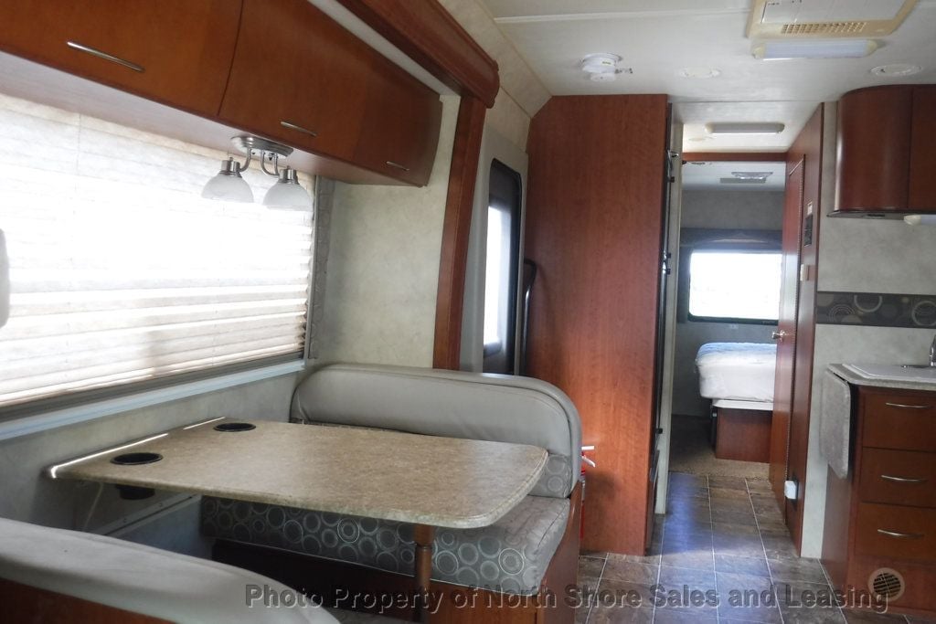 2011 Thor CHATEAU CITATION 29BG Premium - 22618169 - 30