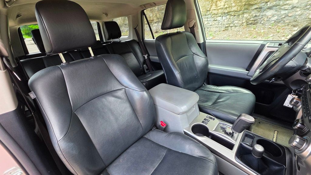 2011 Toyota 4Runner 2011 Toyota 4Runner SR5 - 23032623 - 24