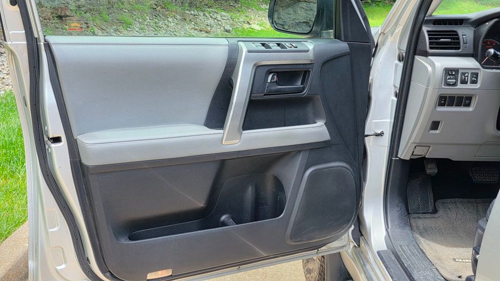 2011 Toyota 4Runner 2011 Toyota 4Runner SR5 - 23032623 - 36