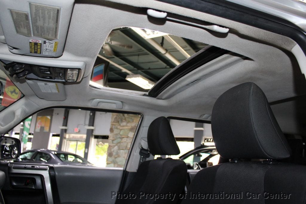2011 Toyota 4Runner SR5 photo 7