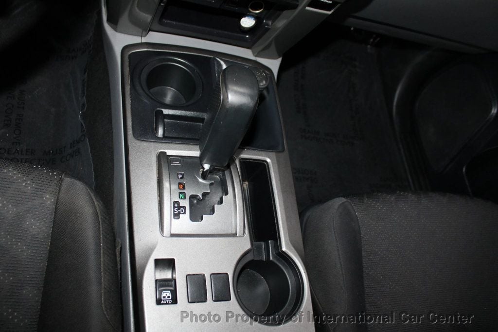 2011 Toyota 4Runner SR5 photo 11