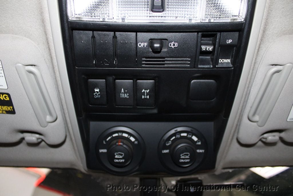 2011 Toyota 4Runner SR5 photo 14