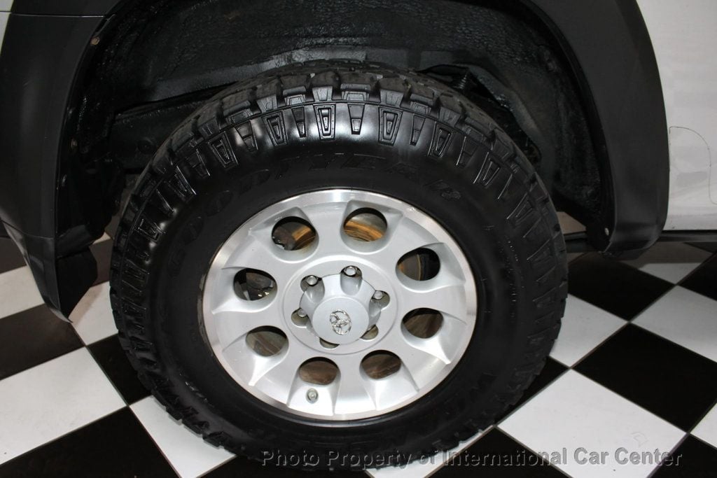 2011 Toyota 4Runner SR5 photo 35