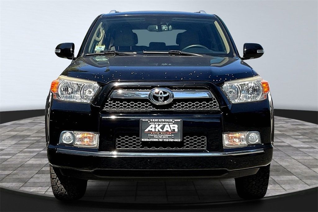 2011 Toyota 4Runner SR5 photo 2