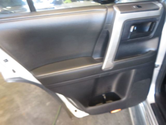 2011 Toyota 4Runner 4X4 LIMITED 4RUNNER 1OWNER EXTRA CLEAN 32 SERVICE RECORDS  - 23097217 - 20