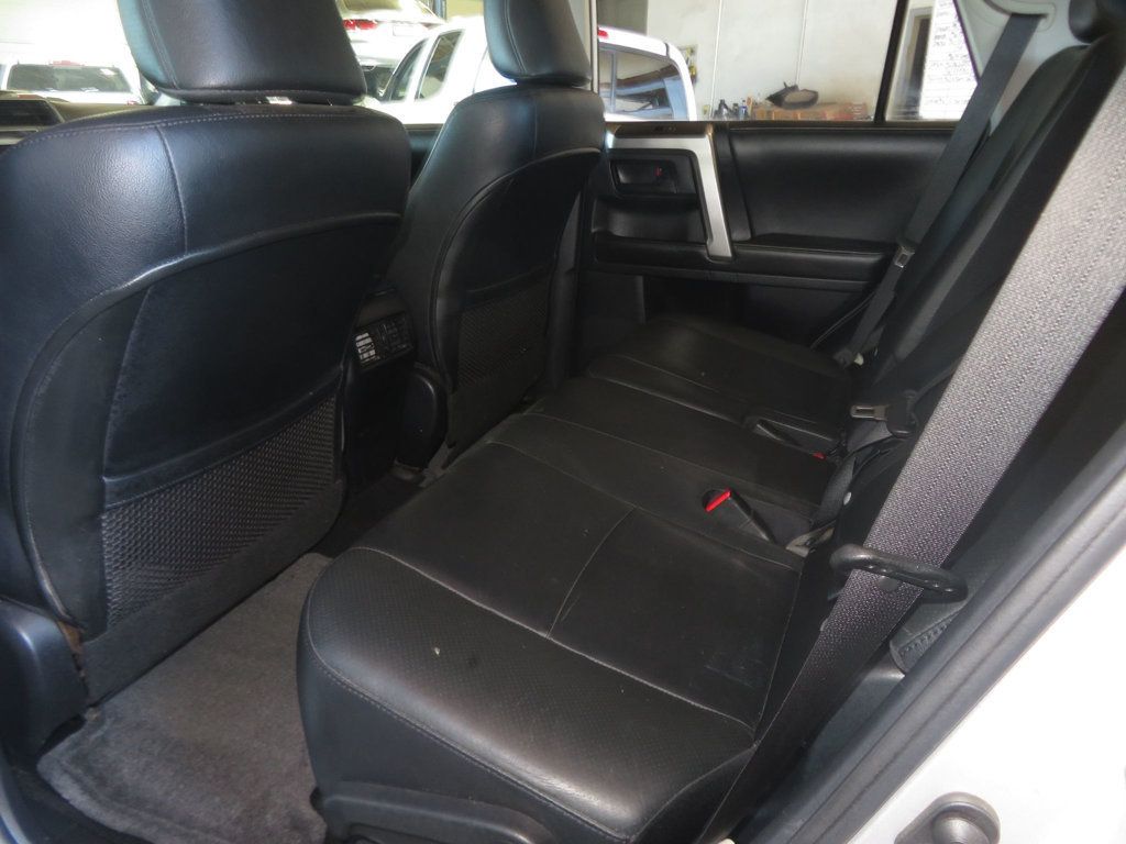 2011 Toyota 4Runner 4X4 LIMITED 4RUNNER 1OWNER EXTRA CLEAN 32 SERVICE RECORDS  - 23097217 - 22