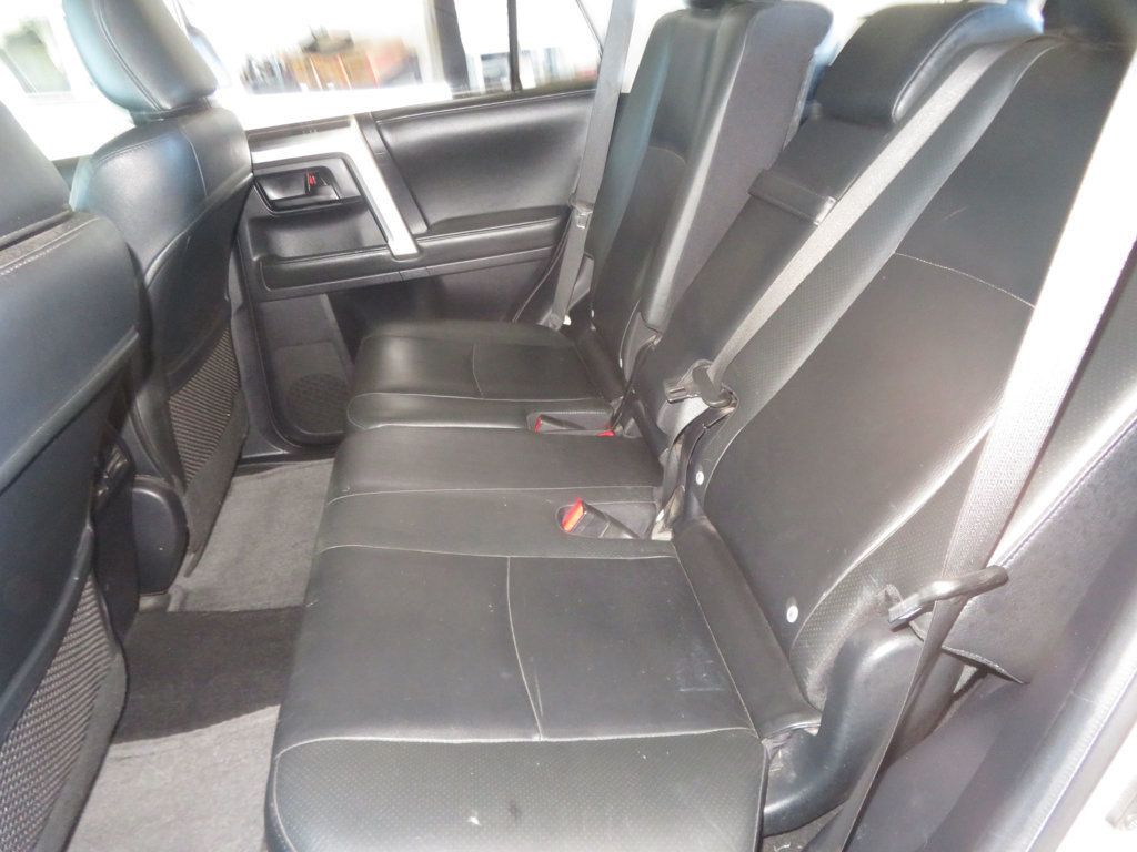 2011 Toyota 4Runner 4X4 LIMITED 4RUNNER 1OWNER EXTRA CLEAN 32 SERVICE RECORDS  - 23097217 - 23