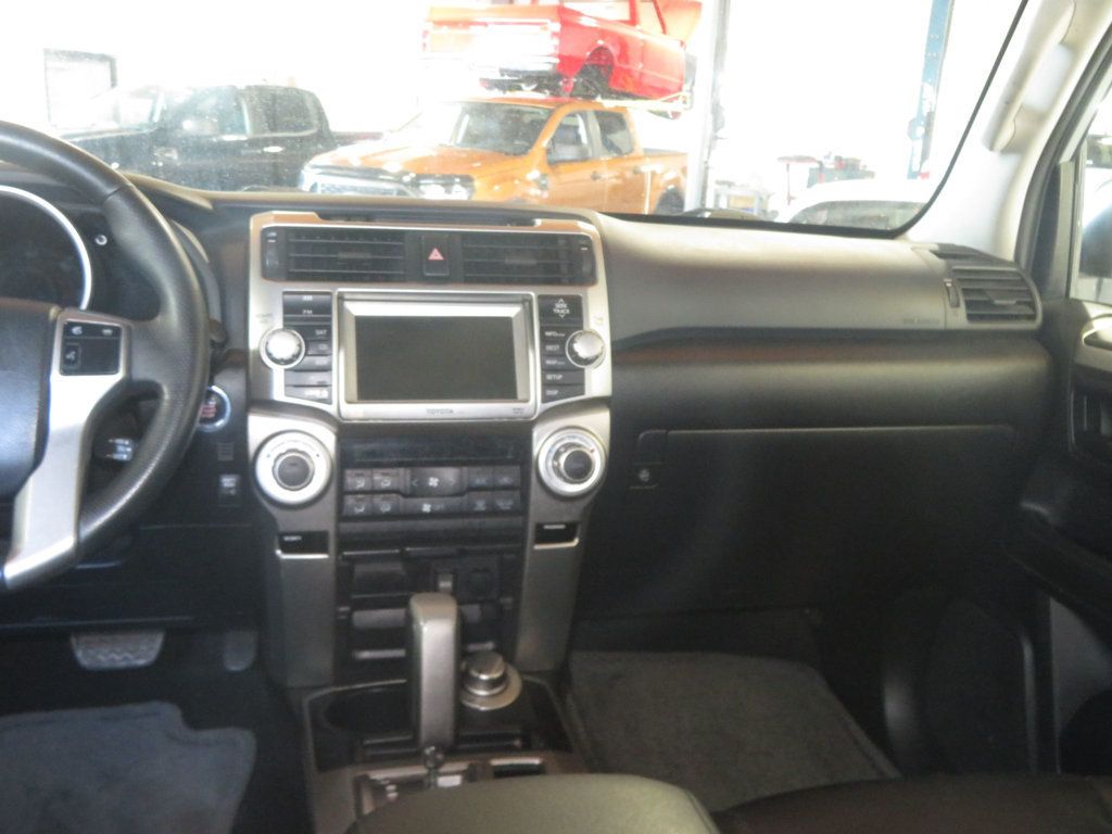 2011 Toyota 4Runner 4X4 LIMITED 4RUNNER 1OWNER EXTRA CLEAN 32 SERVICE RECORDS  - 23097217 - 36
