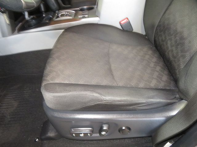 2011 Toyota 4Runner SR5 - 23062378 - 17