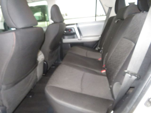 2011 Toyota 4Runner SR5 - 23062378 - 20
