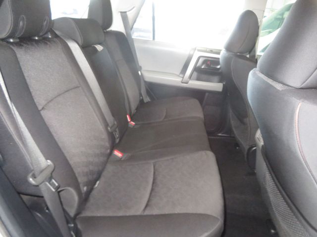2011 Toyota 4Runner SR5 - 23062378 - 26
