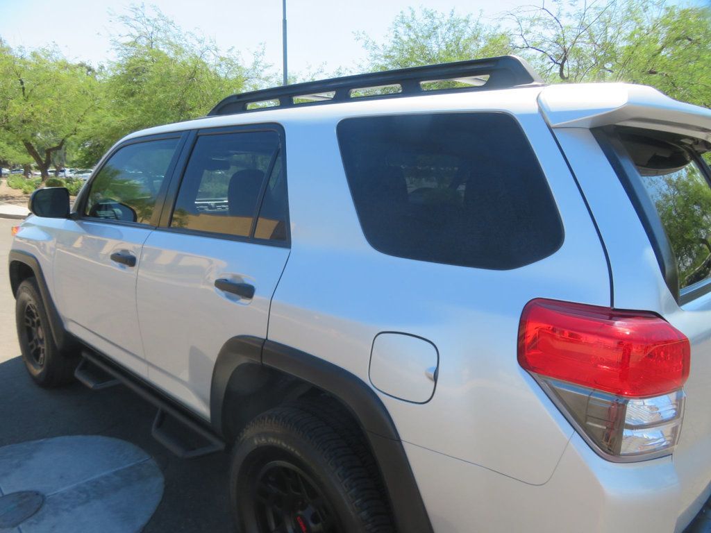 2011 Toyota 4Runner SR5 - 23062378 - 6