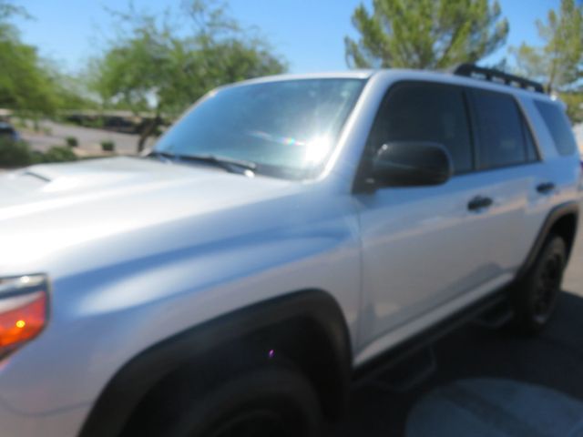 2011 Toyota 4Runner SR5 - 23062378 - 7