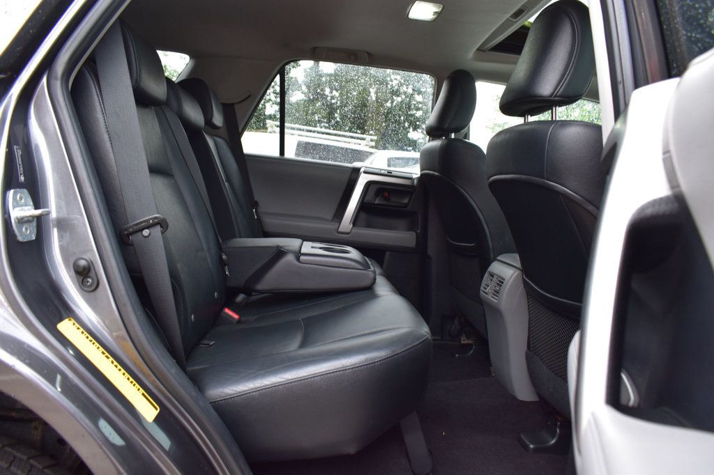 2011 Toyota 4Runner SR5 - 23052536 - 18
